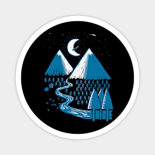 Moonlight over mountains Magnet